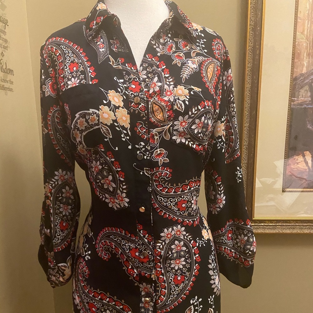 New Directions Black Floral Tunic Top Size M - Picture 6 of 16